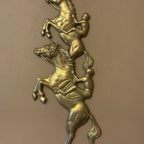 COPY - Mid-Century Modern Brass Cast Eagle Wall Decor- Soaring Eagle Metal Wall… - Picture 7 of 12